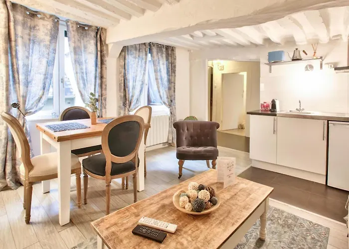 L Hibiscus 1 شقة روان